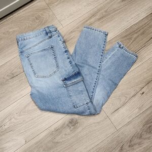 No Boundaries Stretchy Denim Jeans With Cargo Pockets